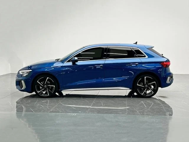 Audi A3 Sportback (Audi A3 Sportback 35 TFSI) — фото 3