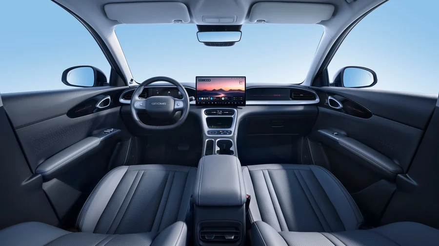 Geely Galaxy Xingyuan (Джили EX2) — фото 10