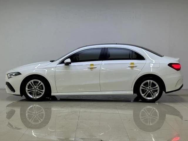 Mercedes-Benz A180L (Mercedes A180 Long) — фото 3