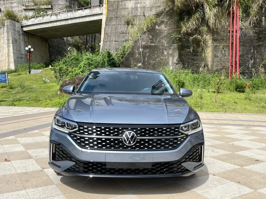 Volkswagen Lavida (Фольксваген Лавида) — фото 1