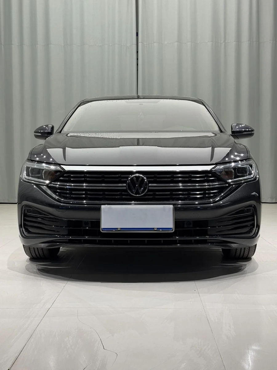 Volkswagen Sagitar (Фольксваген Сагитар) — фото 1