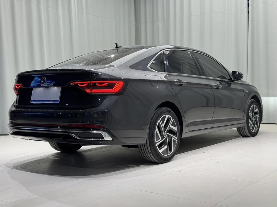 Volkswagen Sagitar (Фольксваген Джетта из Китая) — фото 5