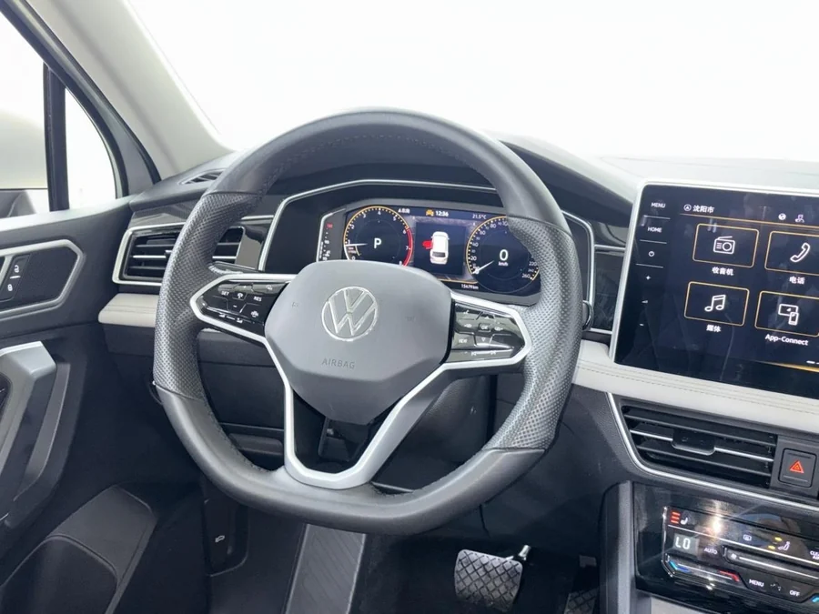 Volkswagen Tiguan L (китайский Volkswagen Tiguan) — фото 7