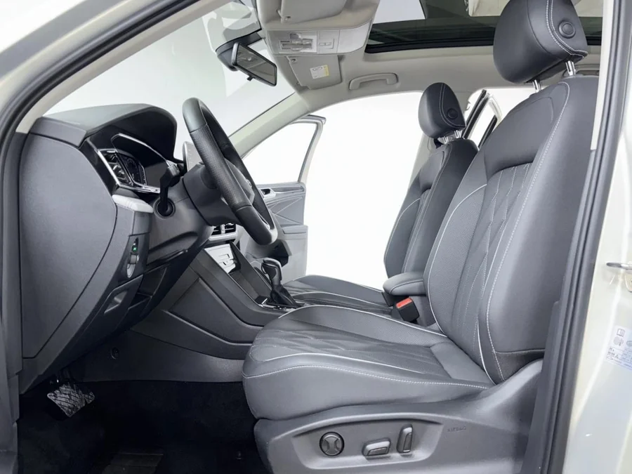Volkswagen Tiguan L (Фольксваген Тигуан Л) — фото 8